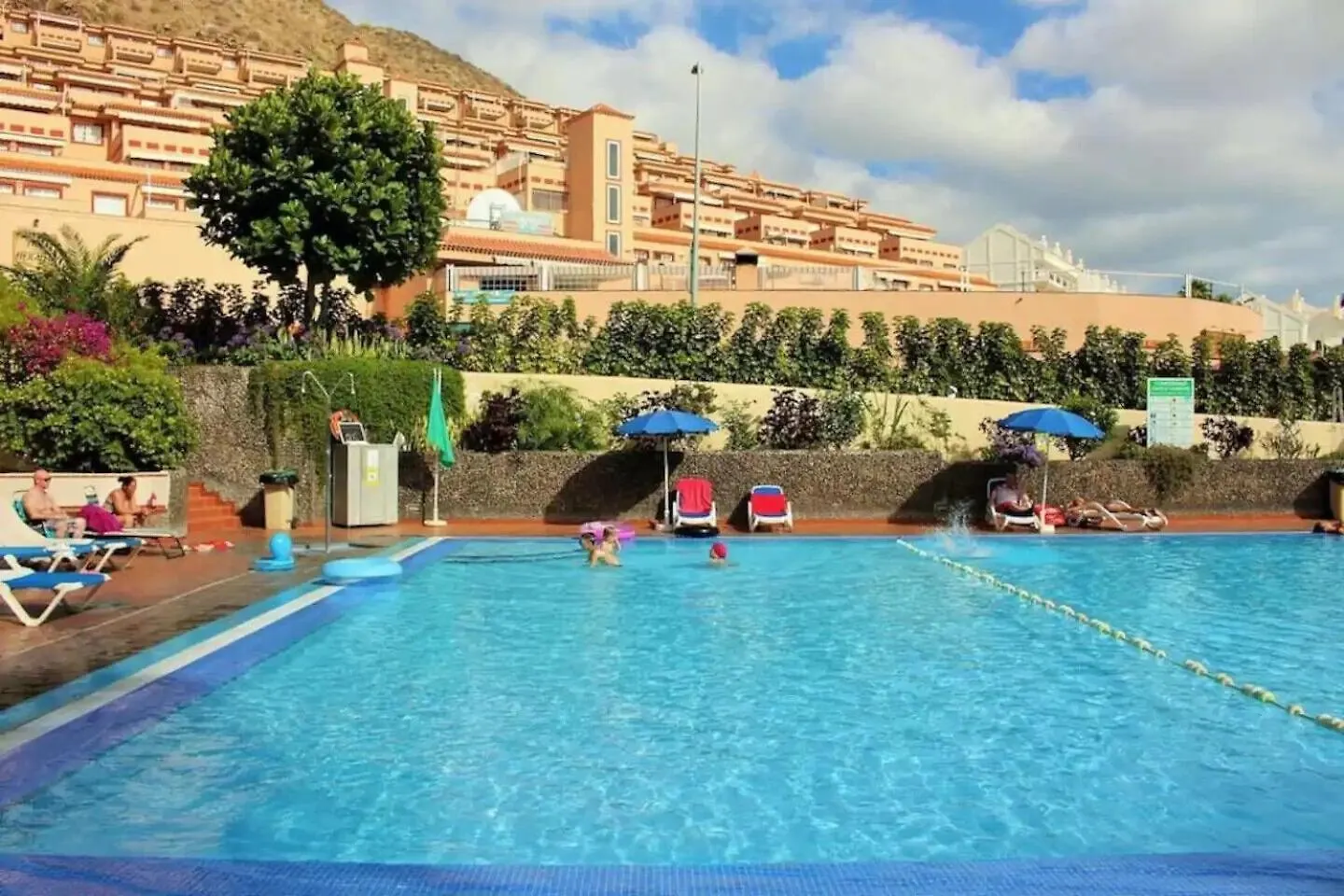 Holiday Studio Apartment In Castle Harbour , Los Cristianos