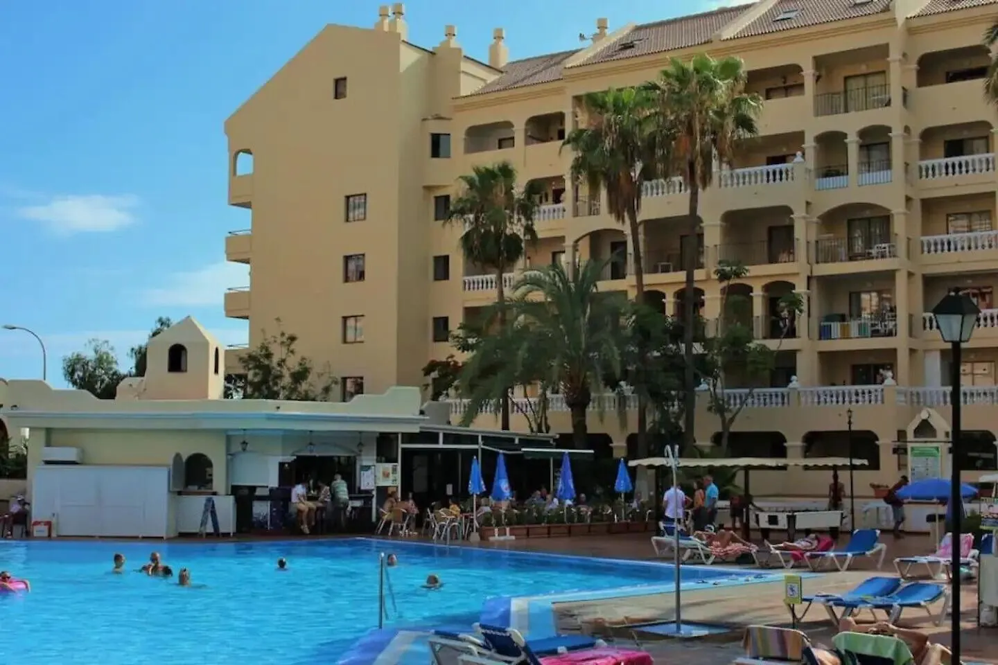 Holiday Studio Apartment In Castle Harbour , Los Cristianos
