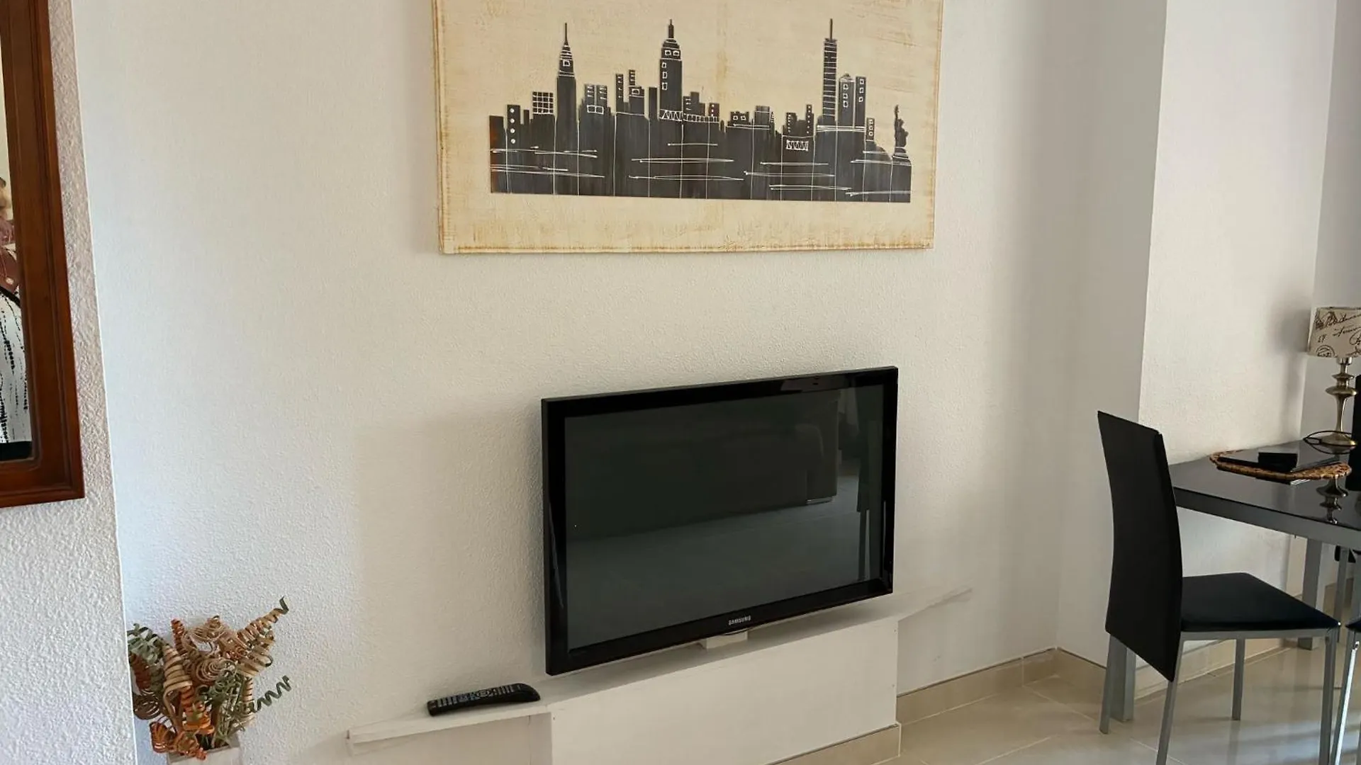 Holiday Studio Apartment In Castle Harbour , Los Cristianos